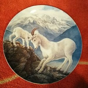 Wildlife collector's edition plate